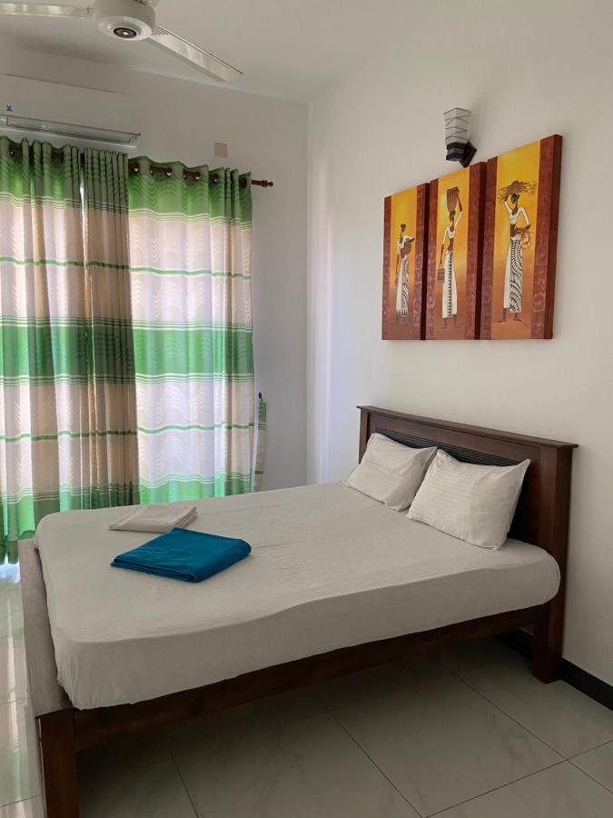 Sea View A Apartment Dehiwala-Mount Lavinia Екстериор снимка