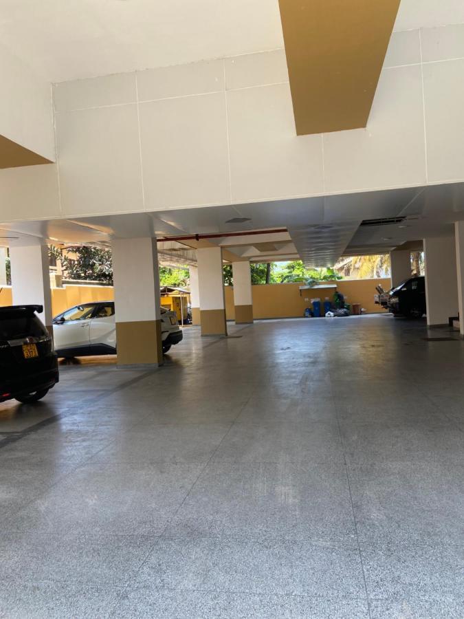 Sea View A Apartment Dehiwala-Mount Lavinia Екстериор снимка